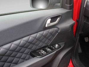 URIS-Tunland-G7-RO-puerta-interior